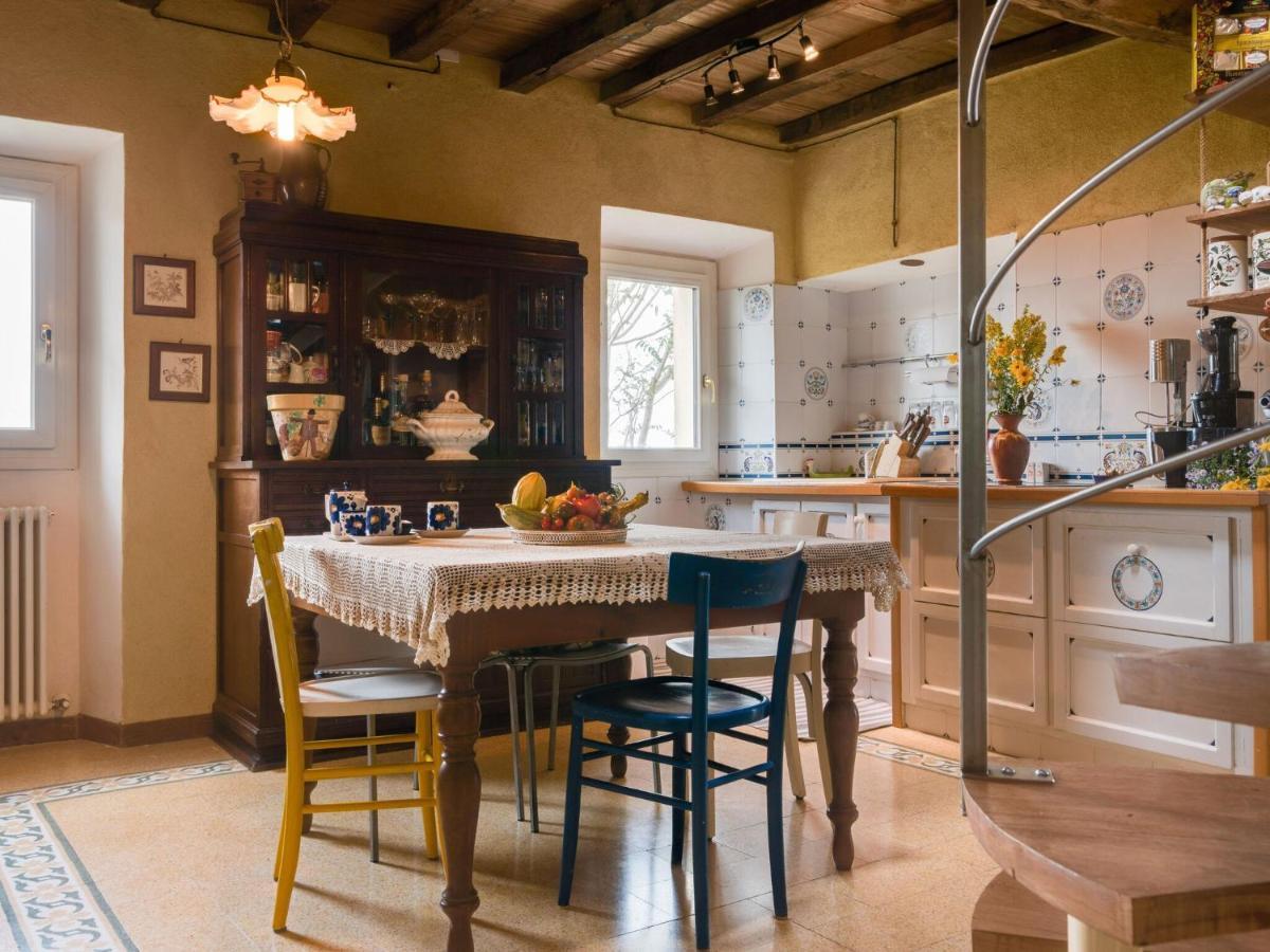Soulful Holiday Home In Modena Wth Garden Luaran gambar
